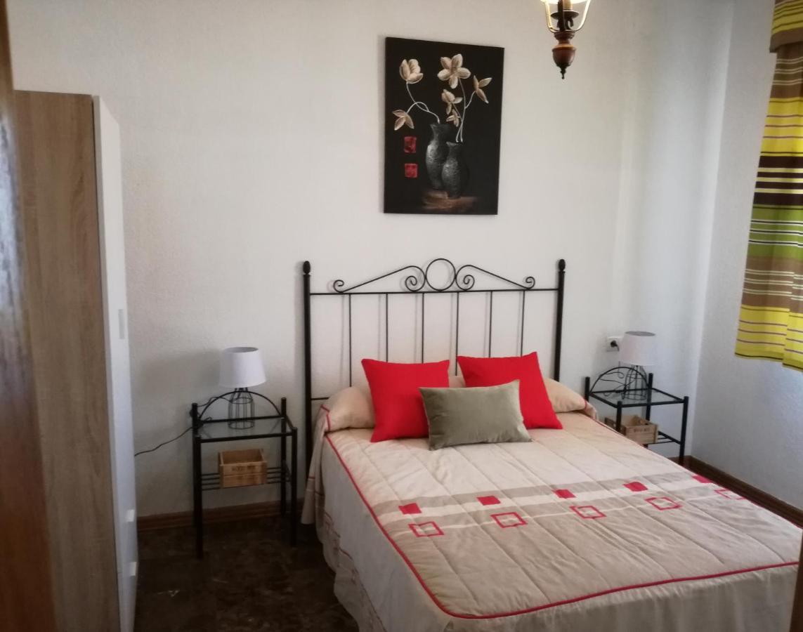 Alojamiento Romina Apartment Villanueva Del Arzobispo Exterior photo