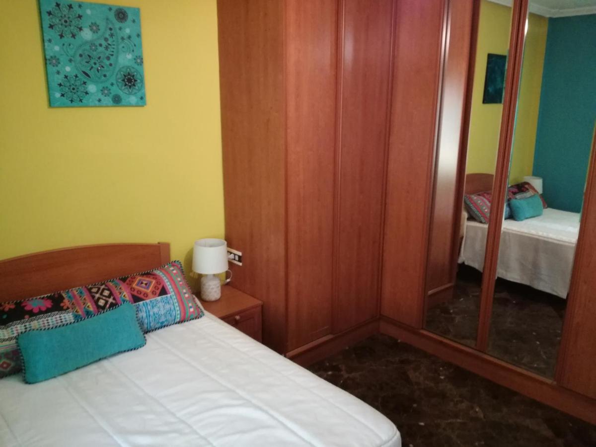 Alojamiento Romina Apartment Villanueva Del Arzobispo Exterior photo