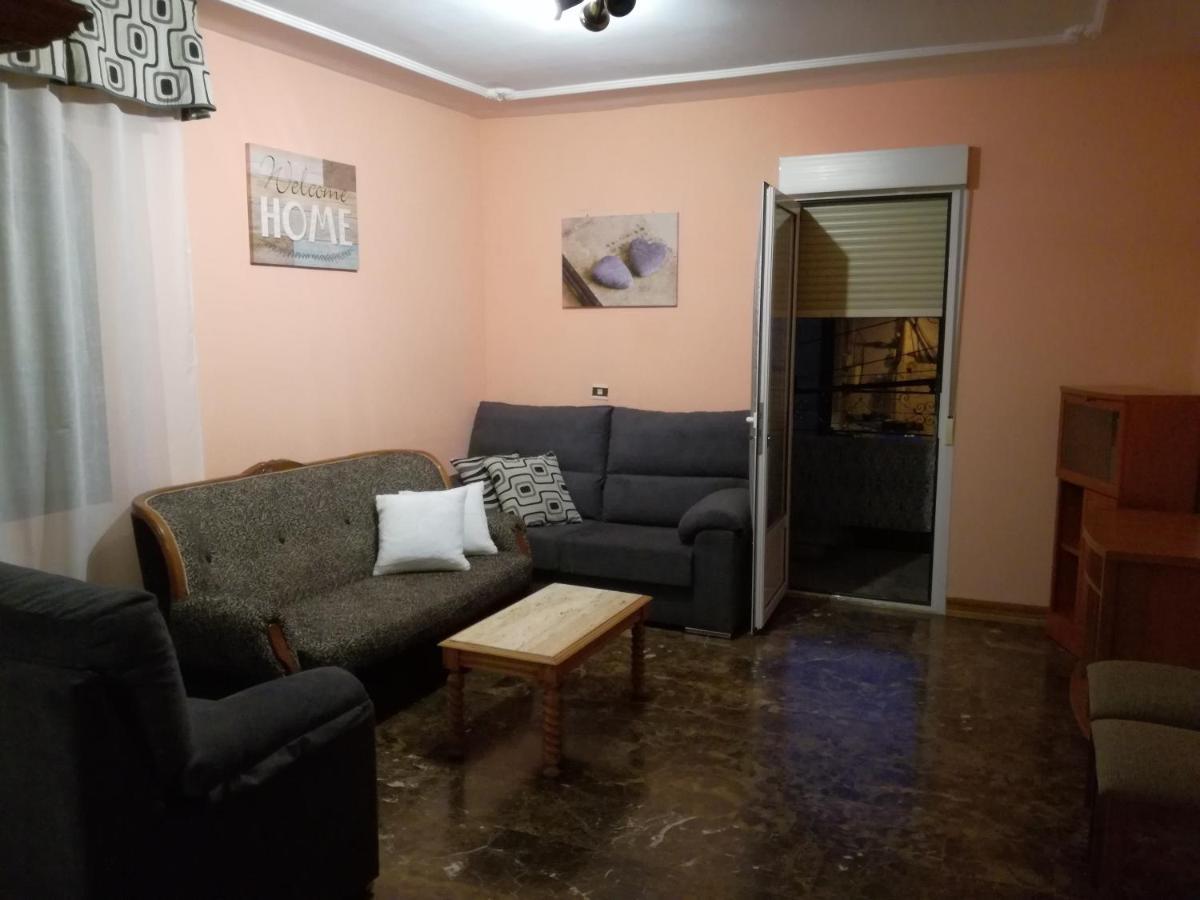 Alojamiento Romina Apartment Villanueva Del Arzobispo Exterior photo