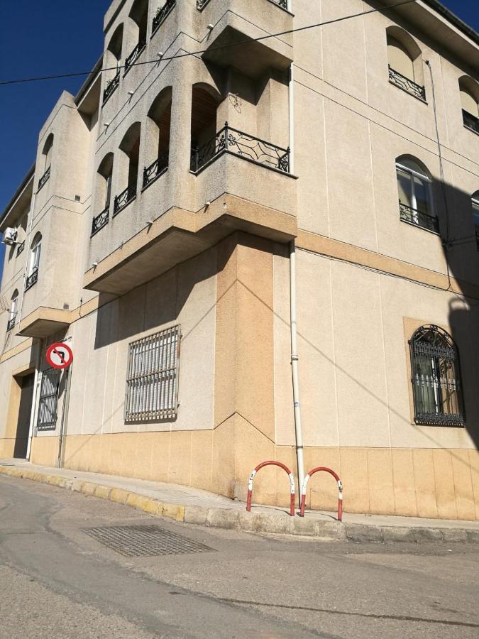 Alojamiento Romina Apartment Villanueva Del Arzobispo Exterior photo